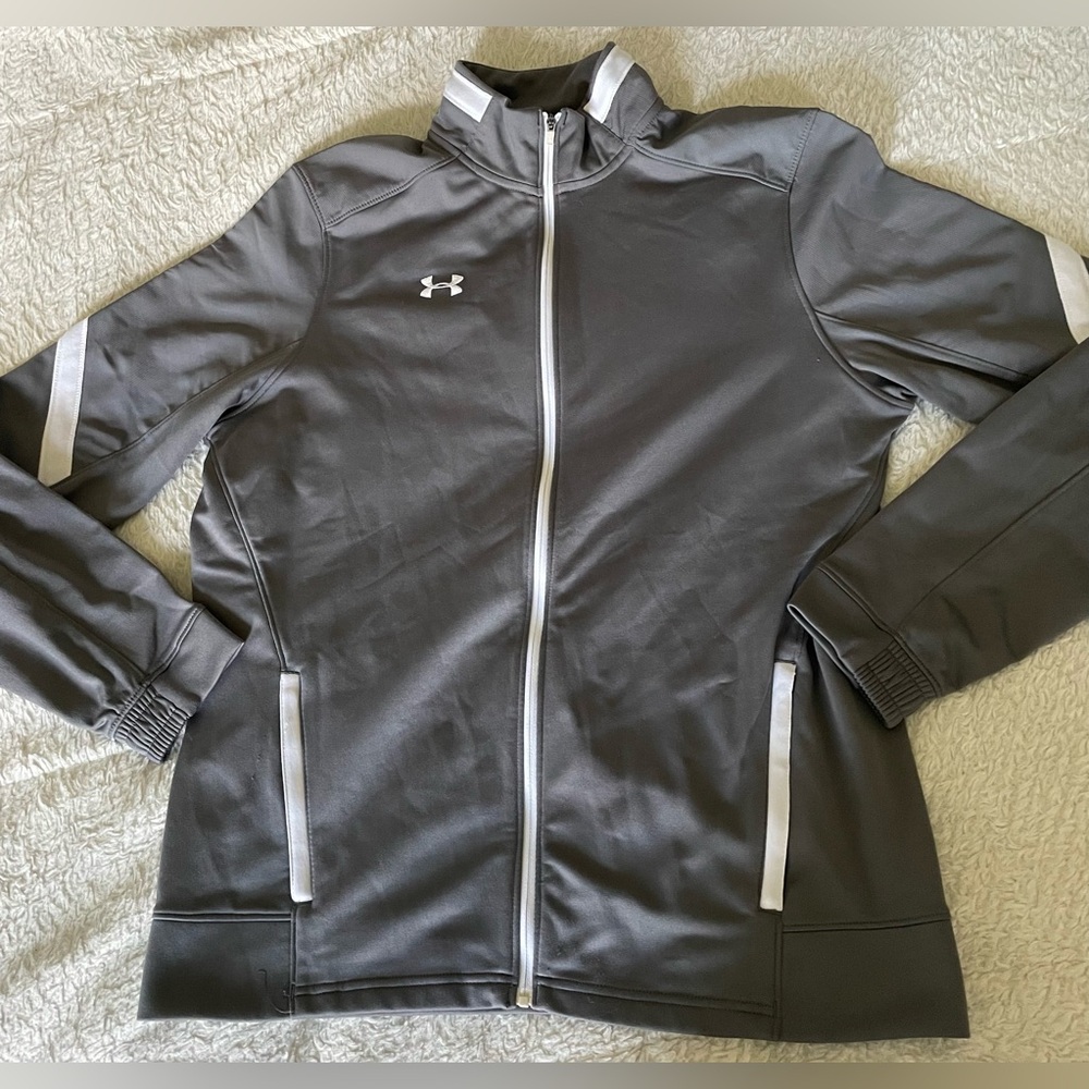 Men’s size Medium- Under Armour Gray zip up Jacket